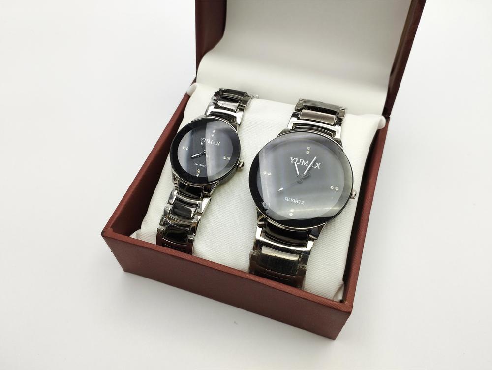 ⌚ Elegant Couple Watch Set – Timeless Style for You & Your Partner